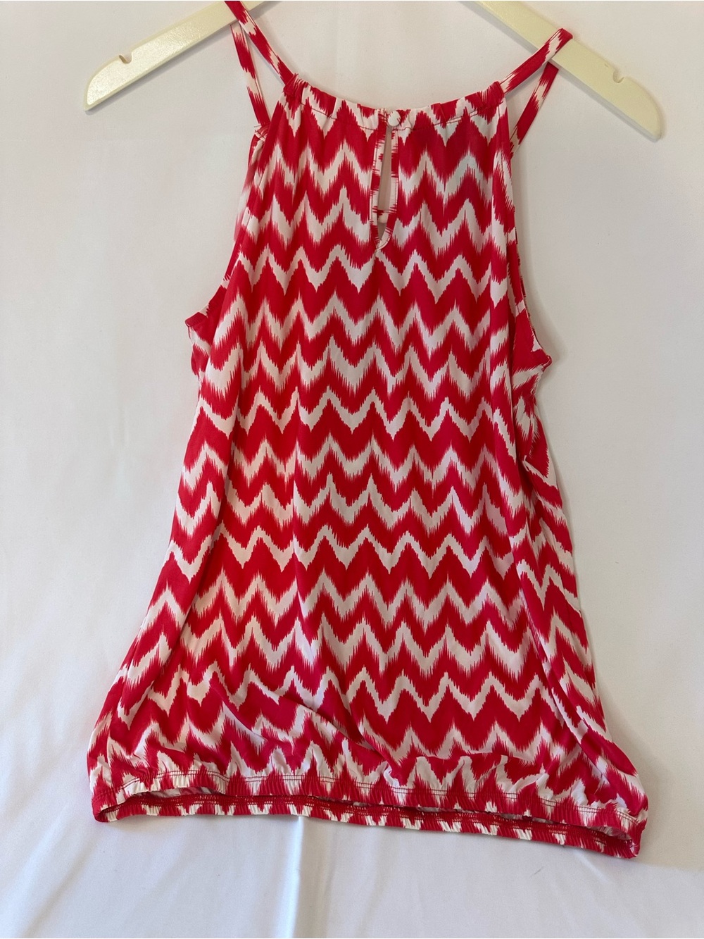INC International Concepts Red and White Chevron Sequin Tank - Picture 3 of 7